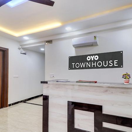Hotel O Golden Grand آغْرا المظهر الخارجي الصورة