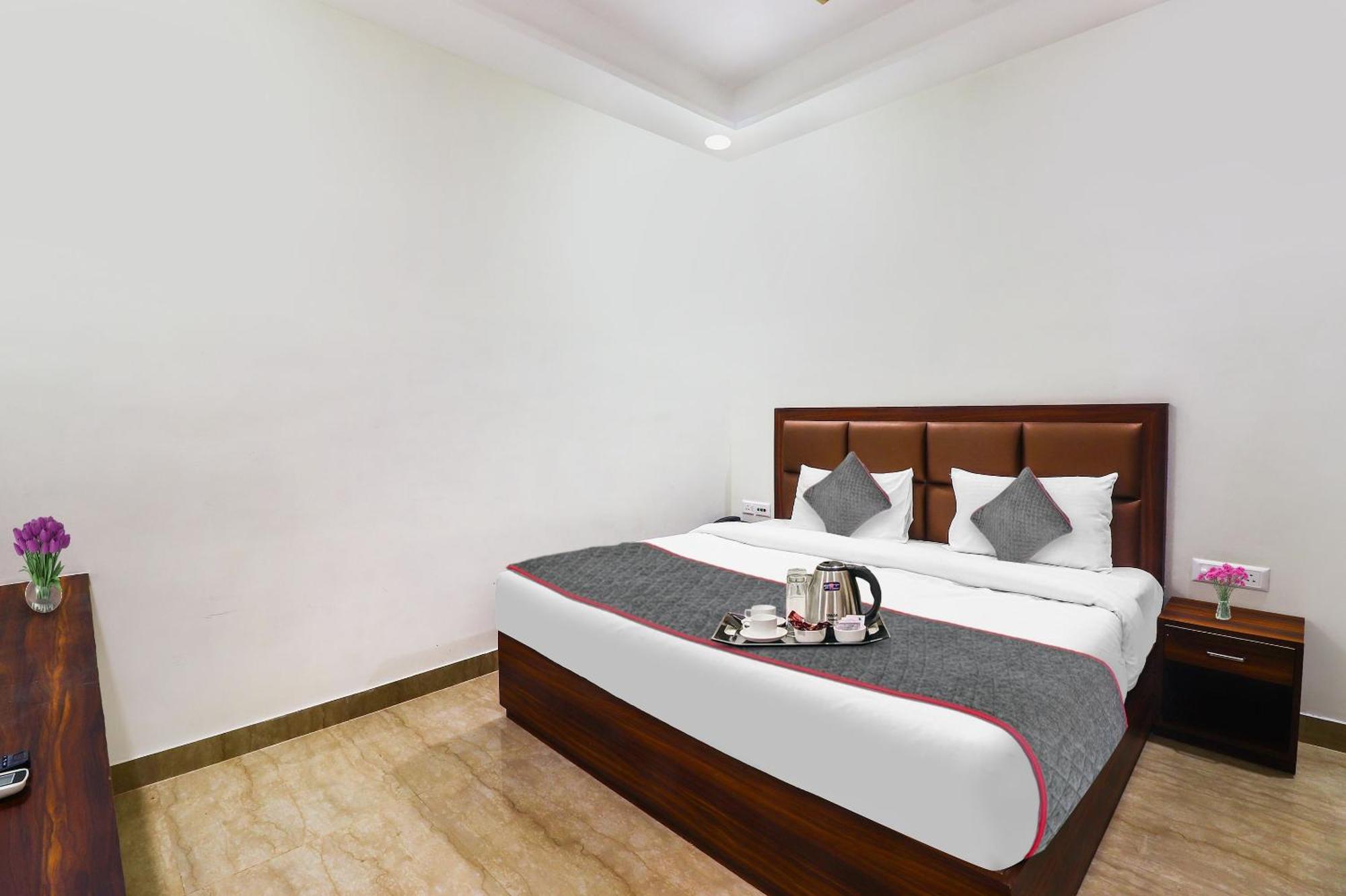 Hotel O Golden Grand آغْرا المظهر الخارجي الصورة