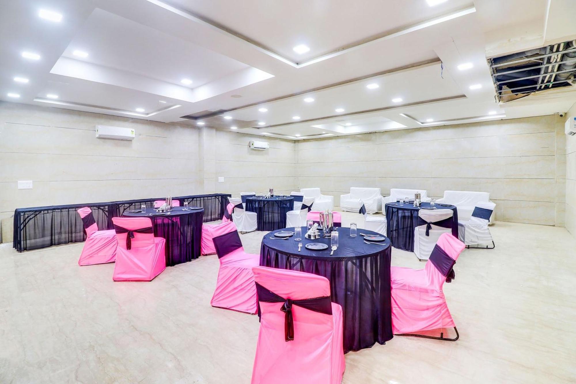 Hotel O Golden Grand آغْرا المظهر الخارجي الصورة